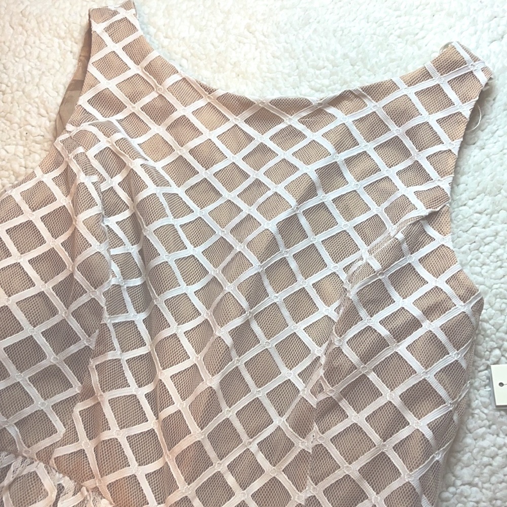 Lace -Sleeveless Dress